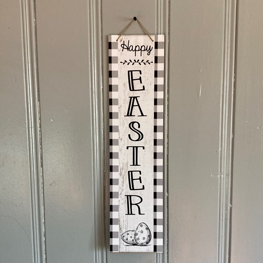 2/$20 NWT Beautiful Black & White Gingham Vertical Happy Easter Decoration Sign - Picture 1 of 12